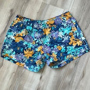 XS Patagonia floral shorts